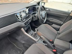 Volkswagen Polo hatch 1.0TSI Life manual - Image 7