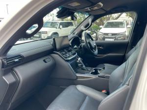 Toyota Land Cruiser 300 3.3D ZX - Image 7