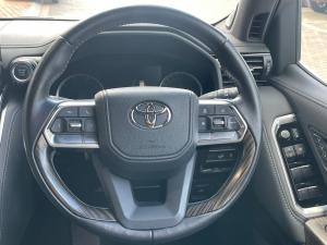 Toyota Land Cruiser 300 3.3D ZX - Image 8