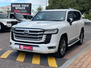 Toyota Land Cruiser 300 3.3D ZX - Image 12