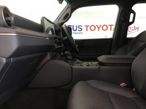 Toyota Land Cruiser Prado 2.8GD VX-R - Image 7