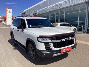 Toyota Land Cruiser 300 3.3D GR-Sport - Image 1