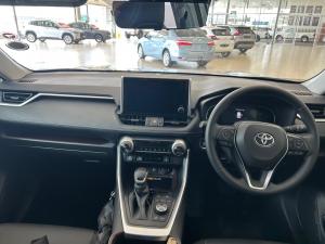 Toyota RAV4 2.5 VX AWD - Image 6