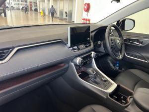 Toyota RAV4 2.5 VX AWD - Image 7