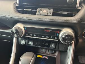 Toyota RAV4 2.5 VX AWD - Image 16