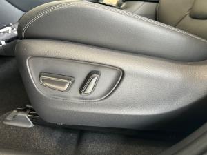 Toyota RAV4 2.5 VX AWD - Image 18