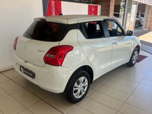 Suzuki Swift 1.2 GL manual - Image 2