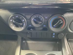 Toyota Hilux 2.4GD-6 Xtra cab Raider auto - Image 14