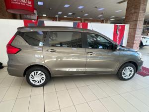 Toyota Rumion 1.5 SX auto - Image 3