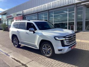 Toyota Land Cruiser 300 3.3D ZX - Image 1