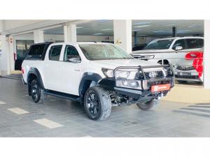 Toyota Hilux 2.4GD-6 double cab 4x4 Raider manual - Image 1