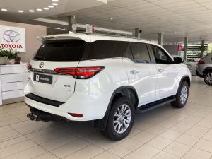 Toyota Fortuner 2.8GD-6 4x4 VX - Image 2