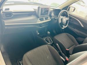 Suzuki Swift 1.2 GL+ auto - Image 7