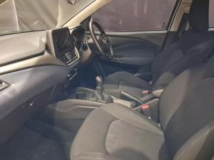 Toyota Starlet 1.5 XS auto - Image 7