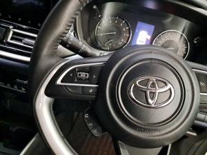 Toyota Starlet 1.5 XS auto - Image 9