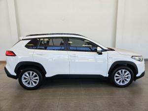 Toyota Corolla Cross 1.8 HEV XS - Image 3