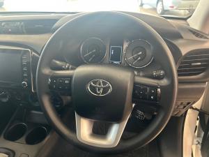 Toyota Hilux 2.4GD-6 double cab 4x4 Raider auto - Image 8