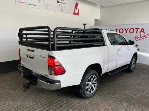 Toyota Hilux 2.8GD-6 Xtra cab 4x4 Legend 50 auto - Image 2