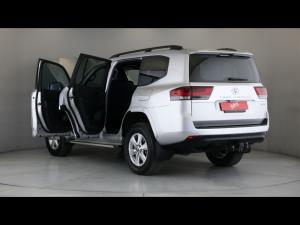 Toyota Land Cruiser 300 3.3D GX-R - Image 25
