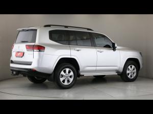 Toyota Land Cruiser 300 3.3D GX-R - Image 2