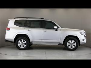 Toyota Land Cruiser 300 3.3D GX-R - Image 3