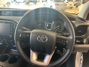 Toyota Hilux 2.4GD-6 single cab Raider auto - Image 8