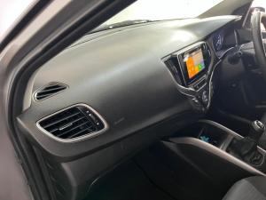 Toyota Starlet 1.4 XR - Image 7