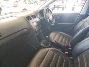 Volkswagen Polo Vivo hatch 1.4 Comfortline - Image 7