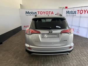 Toyota RAV4 2.0 GX - Image 5