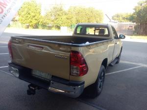 Toyota Hilux 2.4GD-6 single cab Raider manual - Image 2