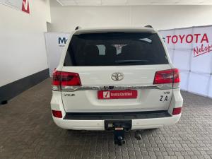 Toyota Land Cruiser 200 4.5D-4D V8 VX-R - Image 5
