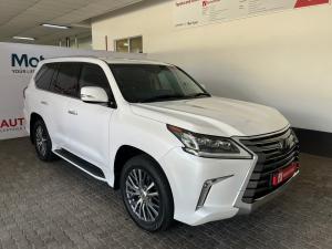 Lexus LX 450d - Image 1