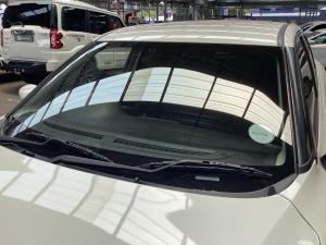 Toyota Starlet 1.4 Xi - Image 12