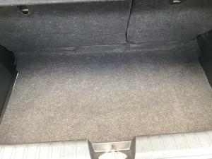 Toyota Starlet 1.4 Xi - Image 16