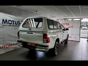 Toyota Hilux 2.4GD-6 single cab Raider manual - Image 2