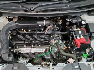 Toyota Starlet Cross 1.5 XS auto - Image 10