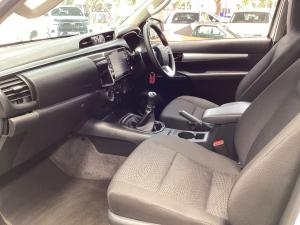 Toyota Hilux 2.4GD-6 single cab Raider manual - Image 7