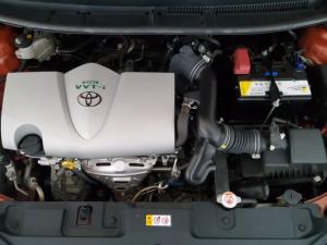 Toyota Yaris 1.5 S - Image 10
