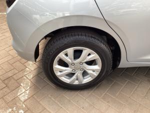 Suzuki Swift 1.2 GL+ auto - Image 19