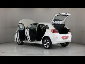 Toyota Starlet 1.5 XS auto - Image 25