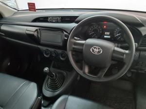 Toyota Hilux 2.0 single cab S (aircon) - Image 6