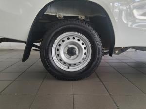 Toyota Hilux 2.0 single cab S (aircon) - Image 9