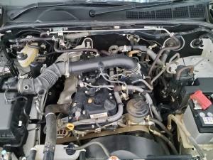 Toyota Hilux 2.0 single cab S (aircon) - Image 10