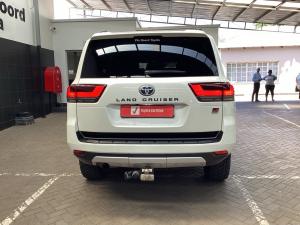Toyota Land Cruiser 300 3.3D GR-Sport - Image 5