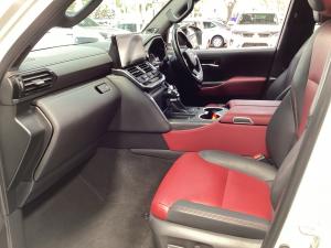 Toyota Land Cruiser 300 3.3D GR-Sport - Image 7