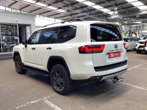 Toyota Land Cruiser 300 3.3D GR-Sport - Image 22