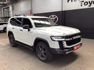 Toyota Land Cruiser 300 3.3D GR-Sport - Image 1