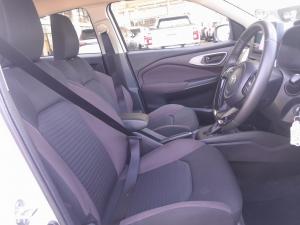 Toyota Starlet Cross 1.5 XS auto - Image 15