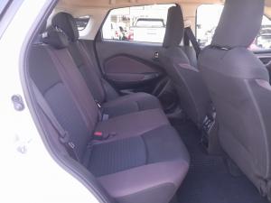 Toyota Starlet Cross 1.5 XS auto - Image 16