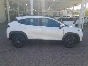 Toyota Starlet Cross 1.5 XS auto - Image 3